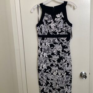Nwot tags whbm black and white body slimming dress
